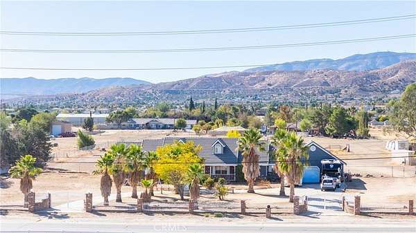 2.61 Acres of Residential Land with Home for Sale in Palmdale, California