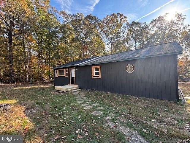 5.26 Acres of Residential Land with Home for Sale in Locust Grove, Virginia