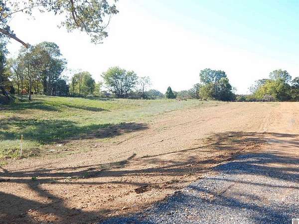 5 Acres of Residential Land for Sale in Gilbertsville, Kentucky