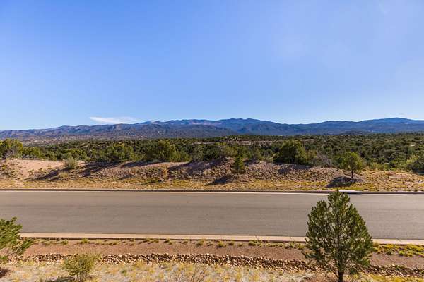 1.28 Acres of Residential Land for Sale in Santa Fe, New Mexico