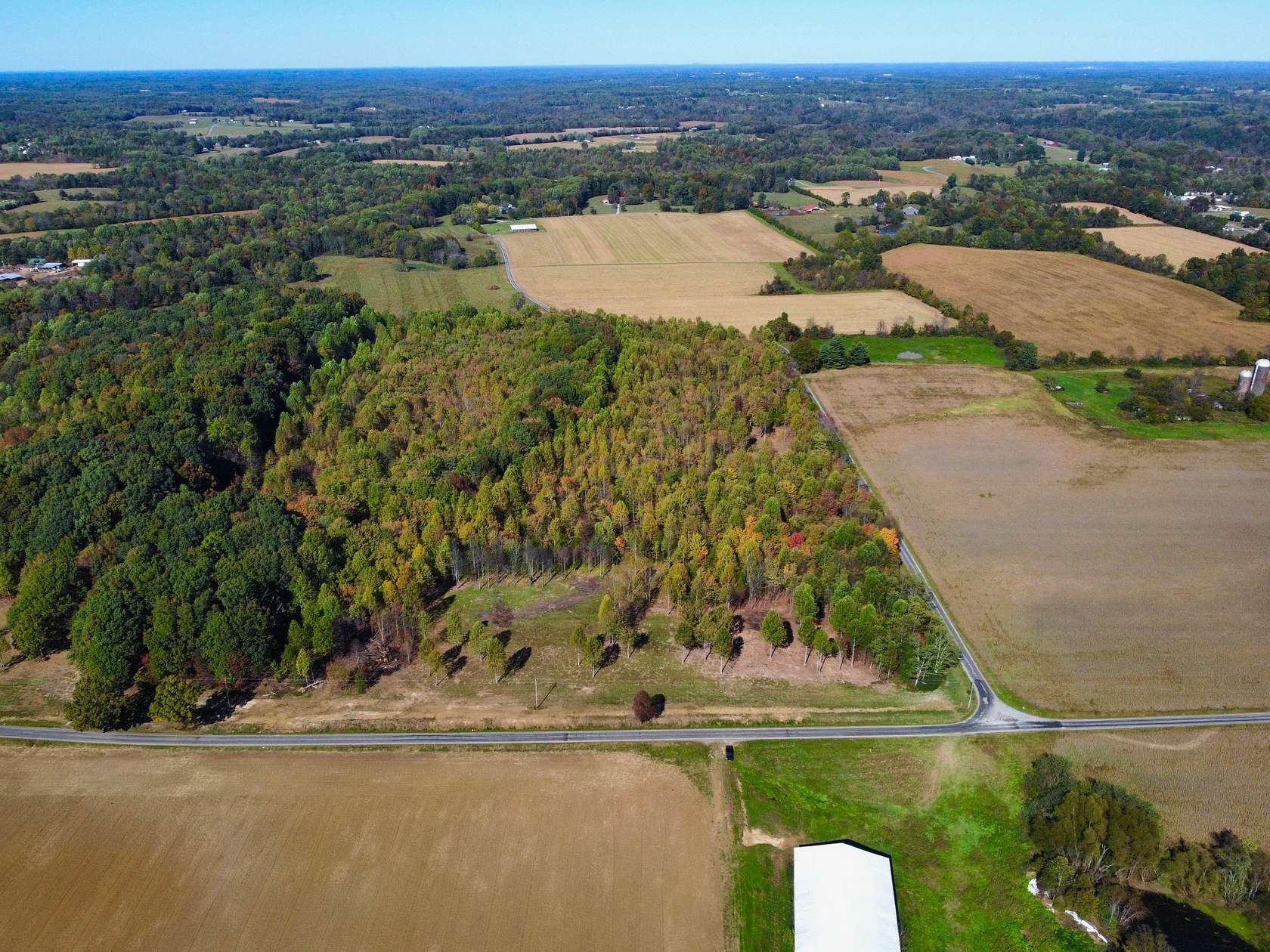 4.88 Acres of Residential Land for Sale in Westmoreland, Tennessee