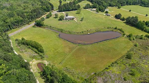 9 Acres of Residential Land for Sale in Jacksonville, Texas