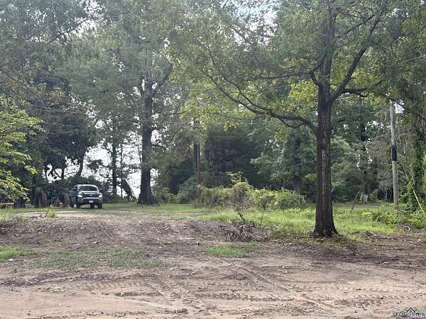 1.24 Acres of Residential Land for Sale in Longview, Texas