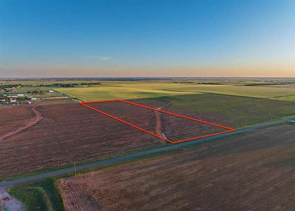 10 Acres of Residential Land for Sale in Altus, Oklahoma