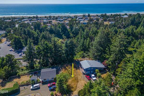 0.13 Acres of Residential Land for Sale in Waldport, Oregon