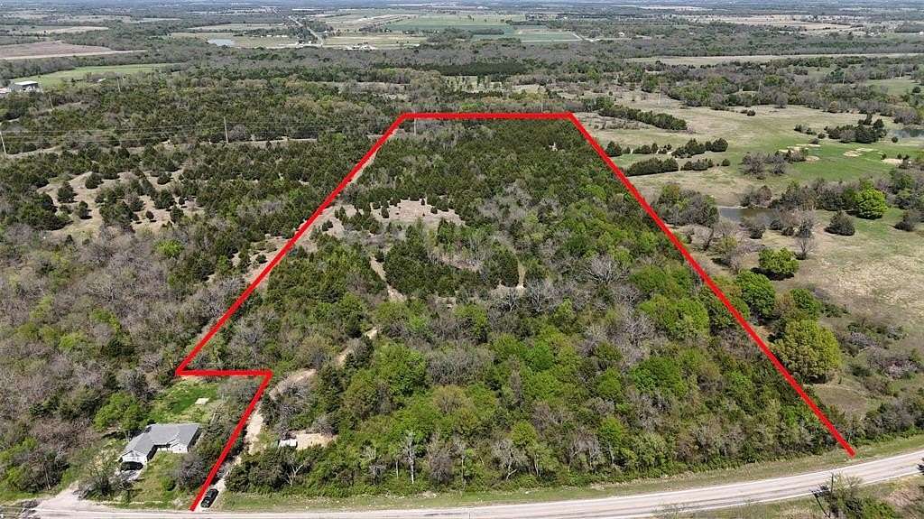 27 Acres of Land for Sale in Commerce, Texas