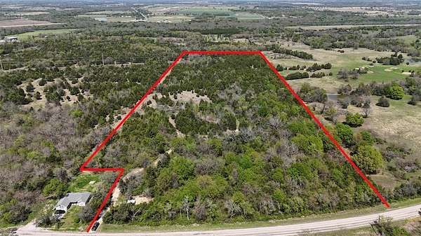 27 Acres of Land for Sale in Commerce, Texas