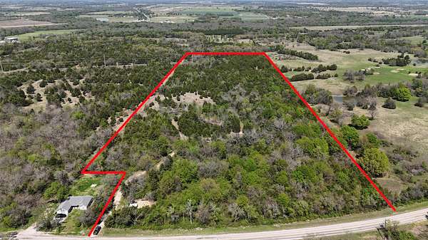 27 Acres of Land for Sale in Commerce, Texas