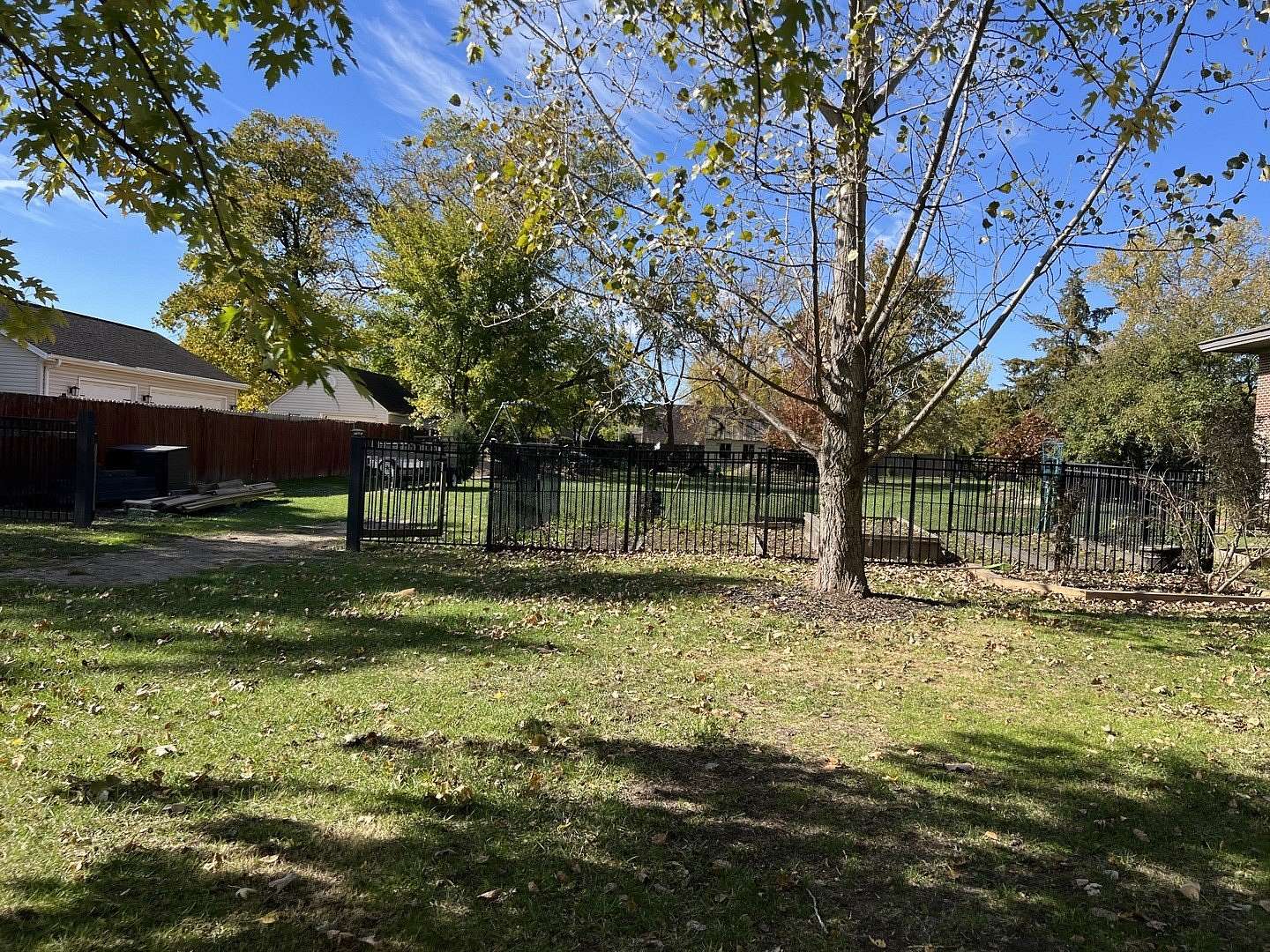 0.37 Acres of Residential Land for Sale in Downers Grove, Illinois