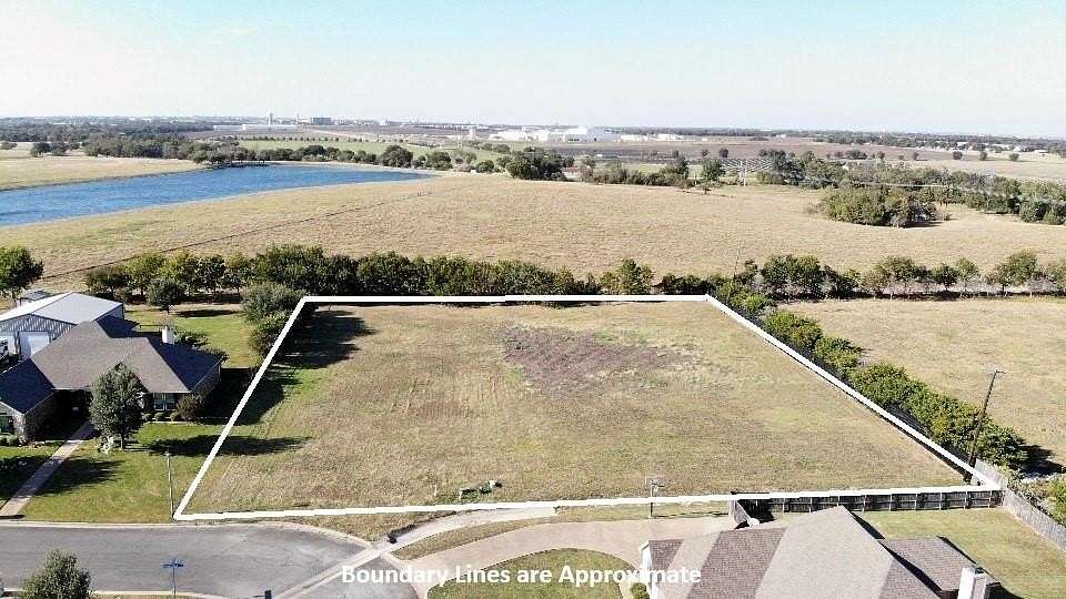 1.24 Acres of Residential Land for Sale in Robinson, Texas