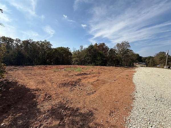 1.25 Acres of Residential Land for Sale in Noble, Oklahoma