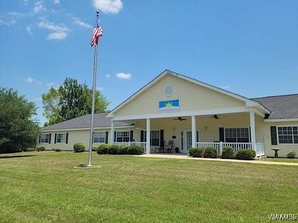3 Acres of Improved Commercial Land for Sale in Demopolis, Alabama