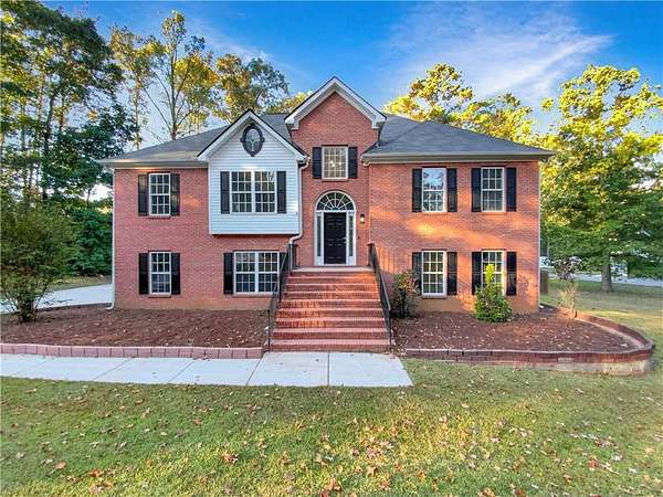 0.09 Acres of Residential Land with Home for Sale in Jonesboro, Georgia