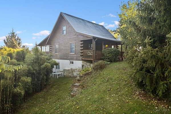 5 Acres of Residential Land with Home for Sale in Franklin Township, Ohio