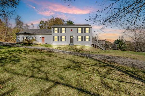 4 Acres of Residential Land with Home for Sale in Cushing, Maine