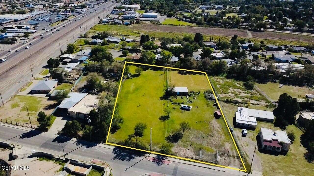 2 Acres of Residential Land for Sale in El Paso, Texas