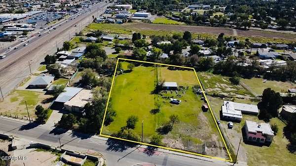 2 Acres of Residential Land for Sale in El Paso, Texas