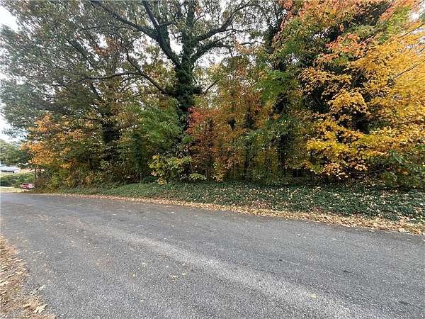 0.75 Acres of Residential Land for Sale in Linwood, North Carolina