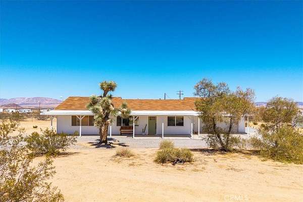 2 Acres of Residential Land with Home for Sale in Landers, California