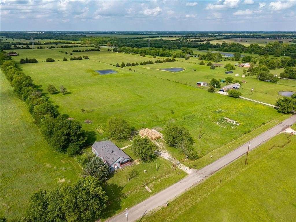 31.1 Acres of Recreational & Residential Land for Sale in Greenville, Texas