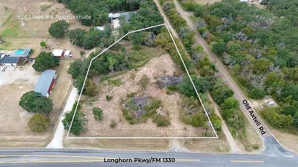 1.66 Acres of Mixed-Use Land for Sale in Axtell, Texas