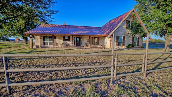 16 Acres of Land with Home for Sale in Paradise, Texas