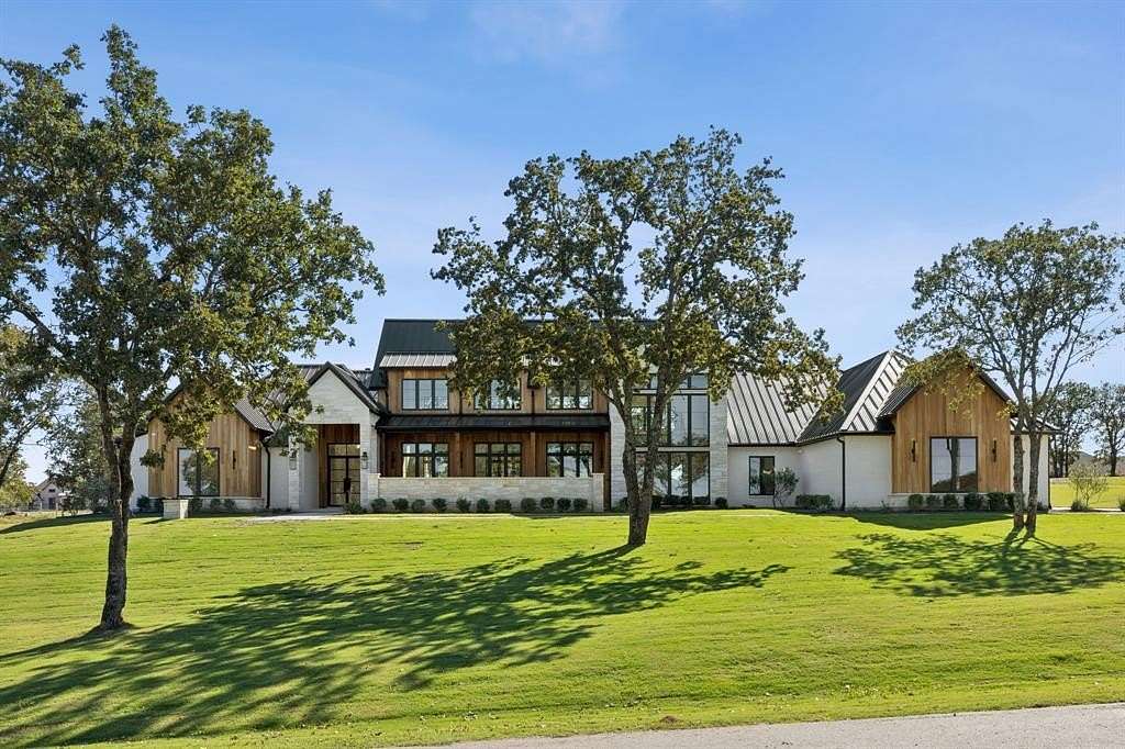 2 Acres of Land with Home for Sale in Weatherford, Texas