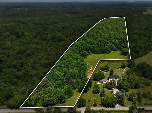 11.1 Acres of Land for Sale in Lewisburg, Tennessee