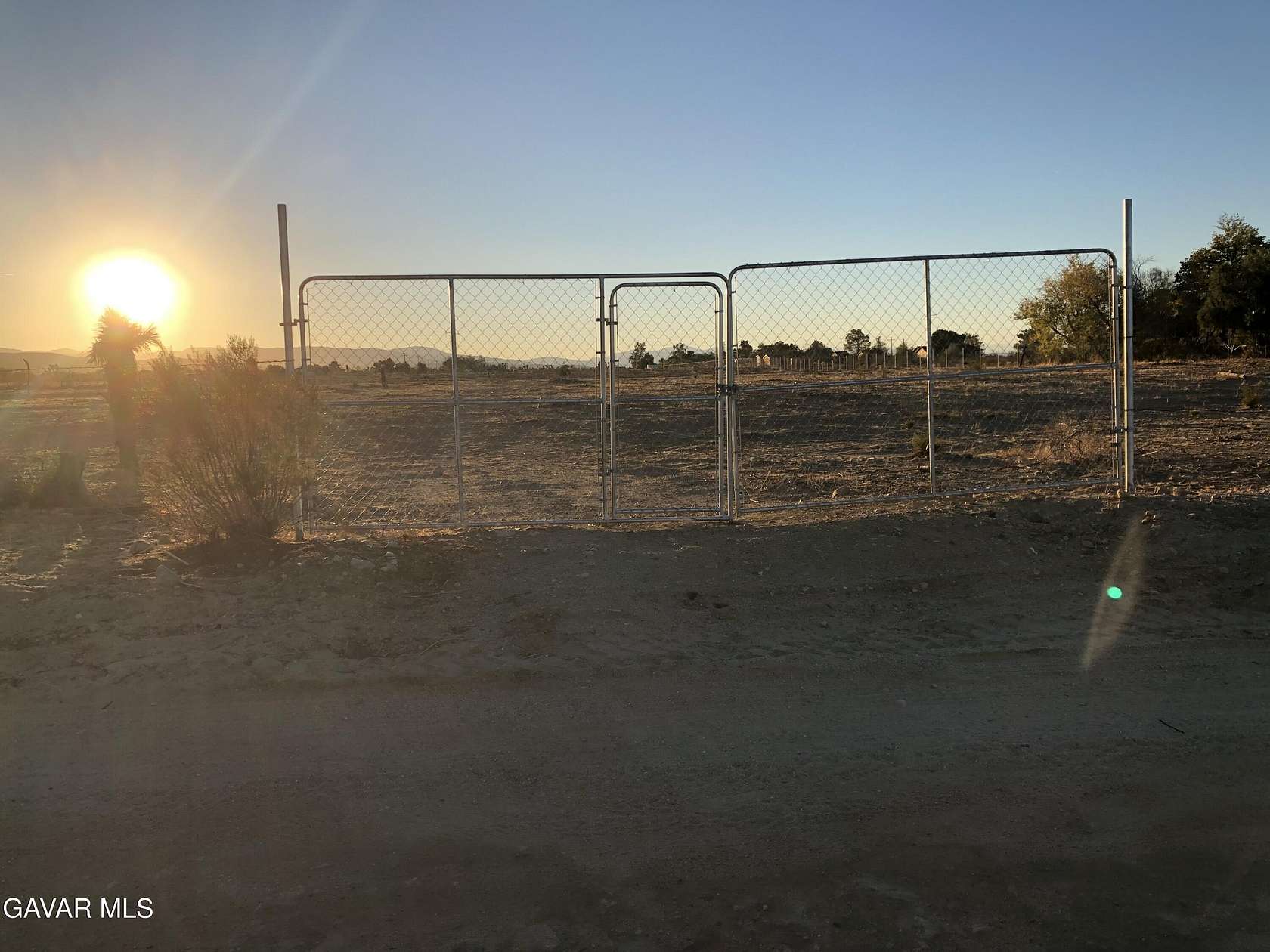 17 Acres of Land for Sale in Palmdale, California