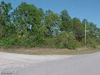 0.25 Acres of Residential Land for Sale in Lehigh Acres, Florida