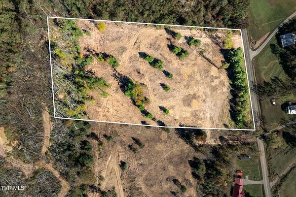 4.4 Acres of Residential Land for Sale in Mountain City, Tennessee