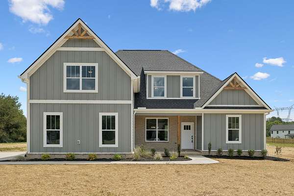 5.55 Acres of Residential Land with Home for Sale in Lebanon, Tennessee