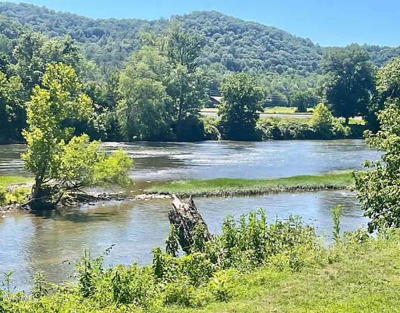1.4 Acres of Land for Sale in Del Rio, Tennessee