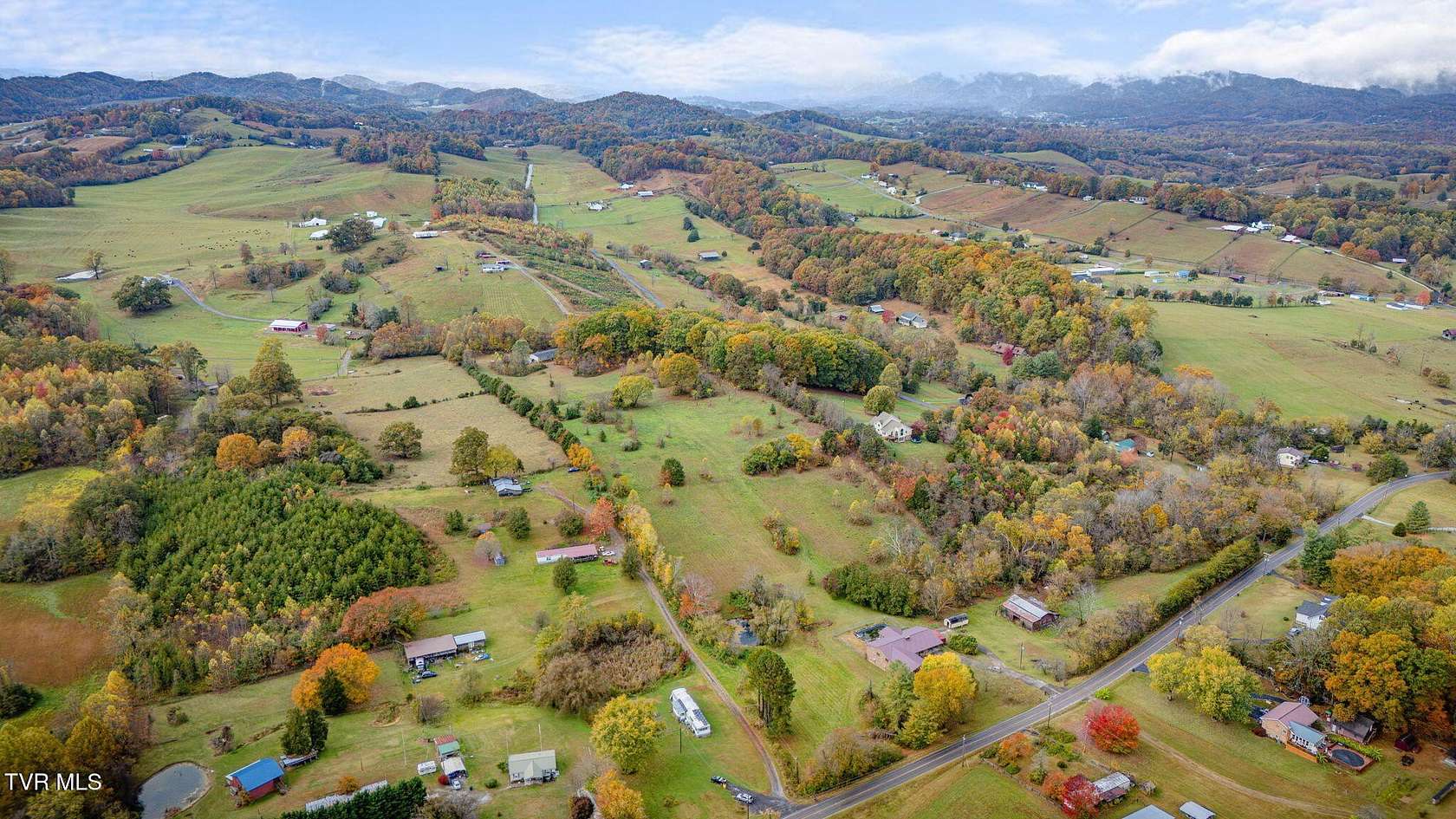 5 Acres of Land for Sale in Fall Branch, Tennessee
