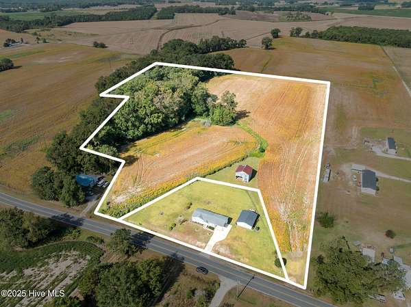 14 Acres of Land with Home for Sale in Grifton, North Carolina