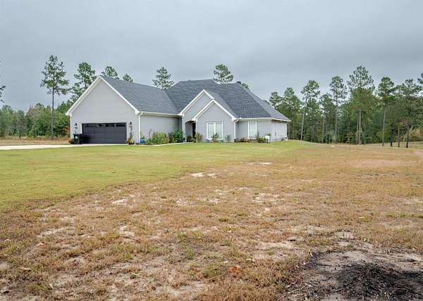 9.5 Acres of Residential Land with Home for Sale in Bauxite, Arkansas