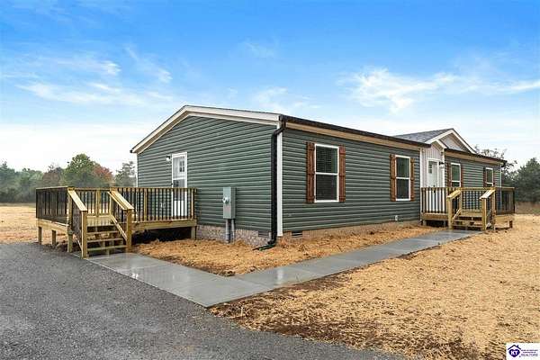 2 Acres of Residential Land with Home for Sale in Elizabethtown, Kentucky