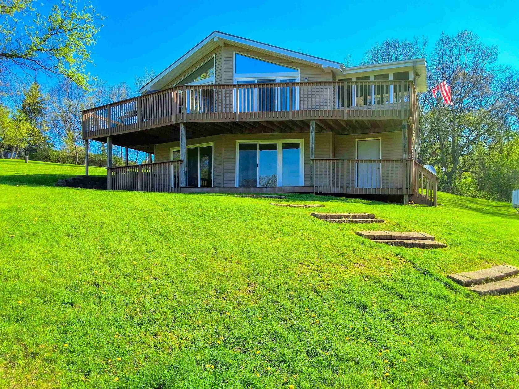 1.59 Acres of Land with Home for Sale in Freedom Township, Illinois