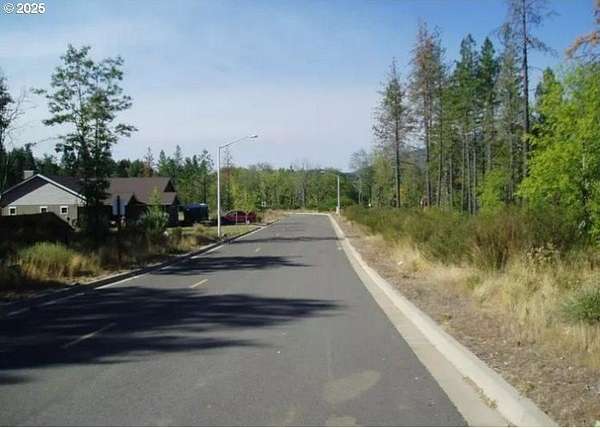 0.31 Acres of Residential Land for Sale in Cave Junction, Oregon
