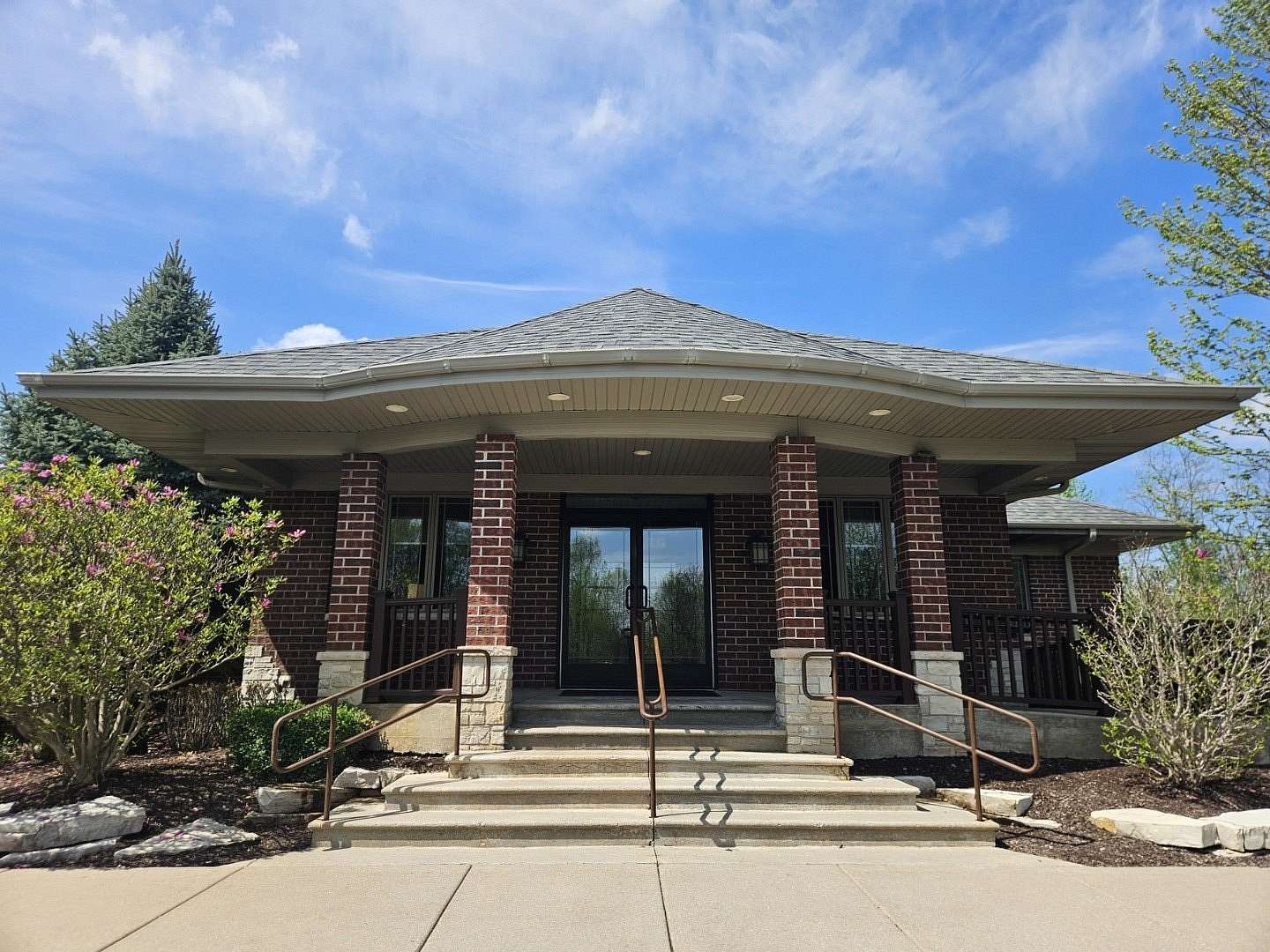 3.43 Acres of Improved Commercial Land for Sale in Joliet, Illinois