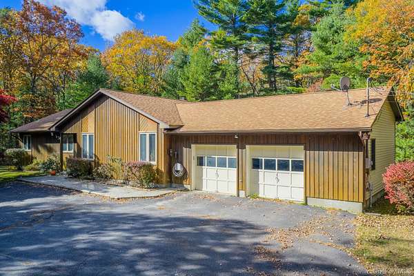 5 Acres of Land with Home for Sale in Wurtsboro, New York