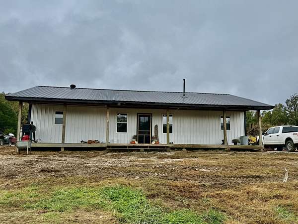 40 Acres of Land with Home for Sale in Houston, Missouri