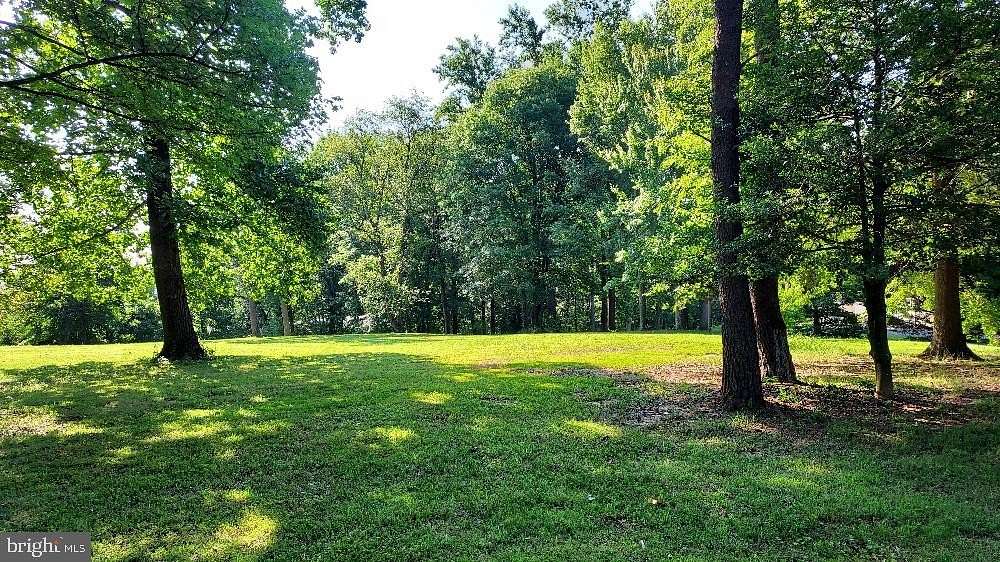 9.85 Acres of Residential Land for Sale in Elkton, Maryland