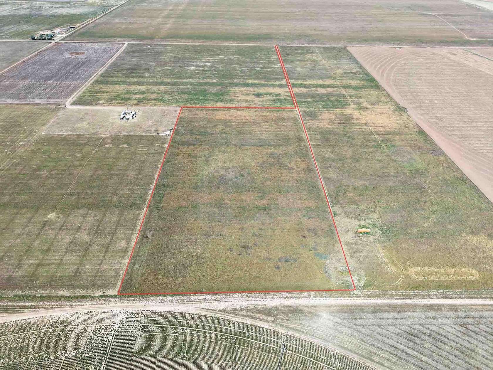 20 Acres of Agricultural Land for Sale in Wildorado, Texas