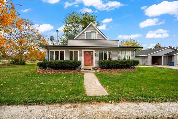 2.15 Acres of Residential Land with Home for Sale in Nevada, Iowa