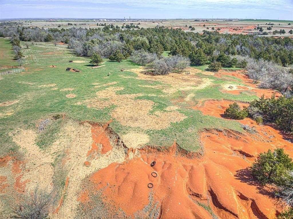 53 Acres of Land for Sale in Cashion, Oklahoma