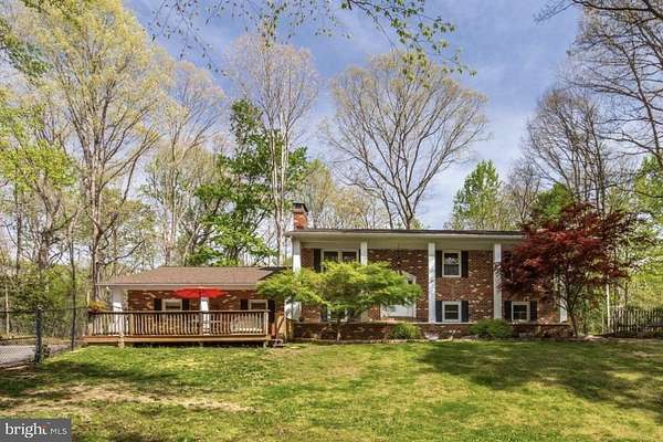 2.4 Acres of Residential Land with Home for Sale in Mechanicsville, Maryland