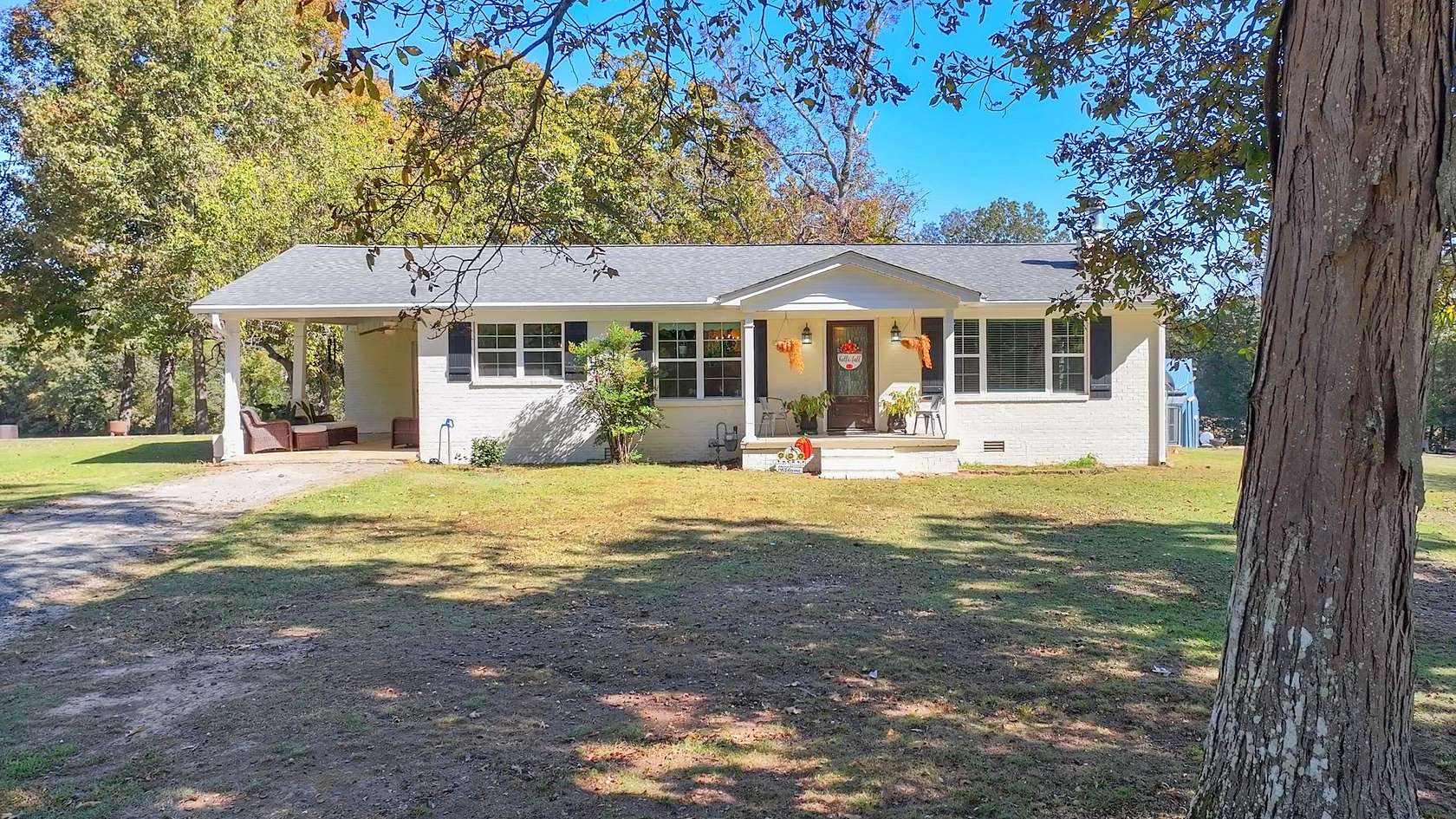 29.6 Acres of Land with Home for Sale in Sardis, Tennessee