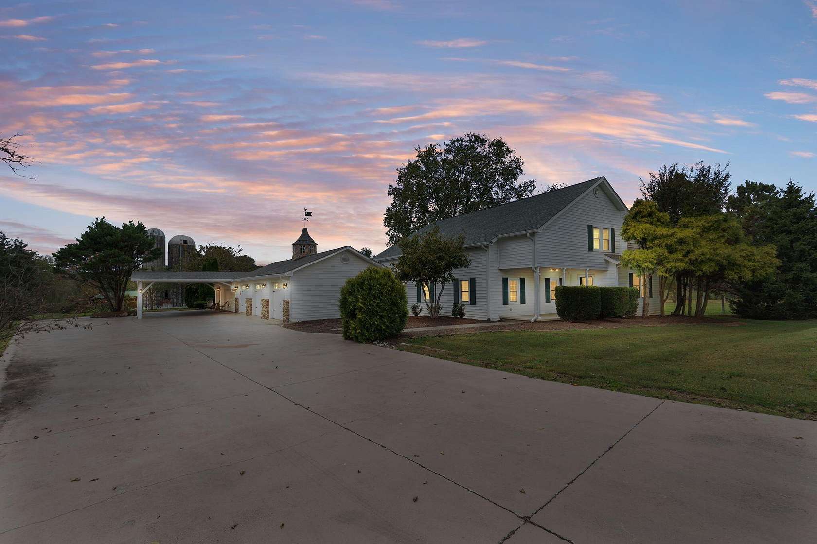 43 Acres of Land with Home for Sale in Englewood, Tennessee