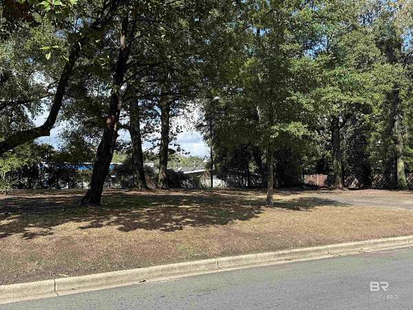 0.39 Acres of Residential Land for Sale in Mobile, Alabama